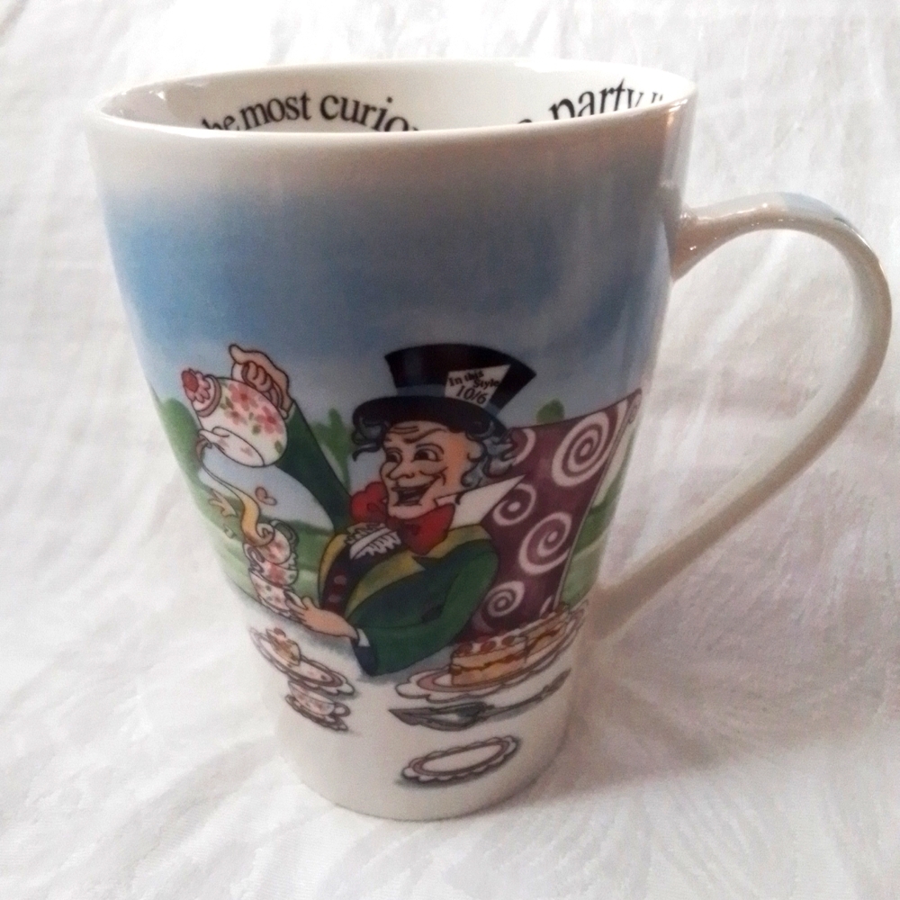 ALICE IN WONDERLAND 150th ANNIVERSARY EDITION BONE MUG/CUP TEA PARTY